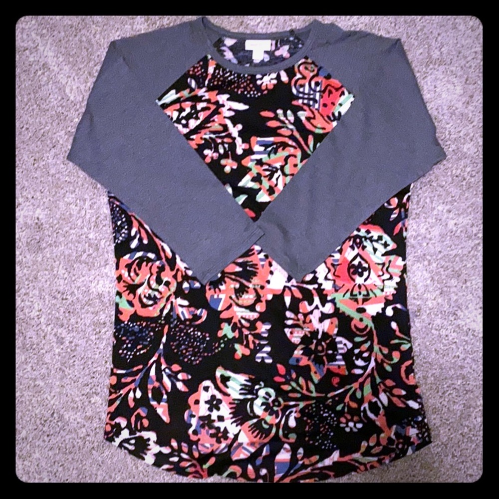 Lularoe Randy Tee
